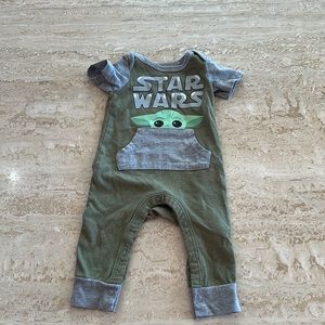 Star Wars Yoda Onesie (newborn)